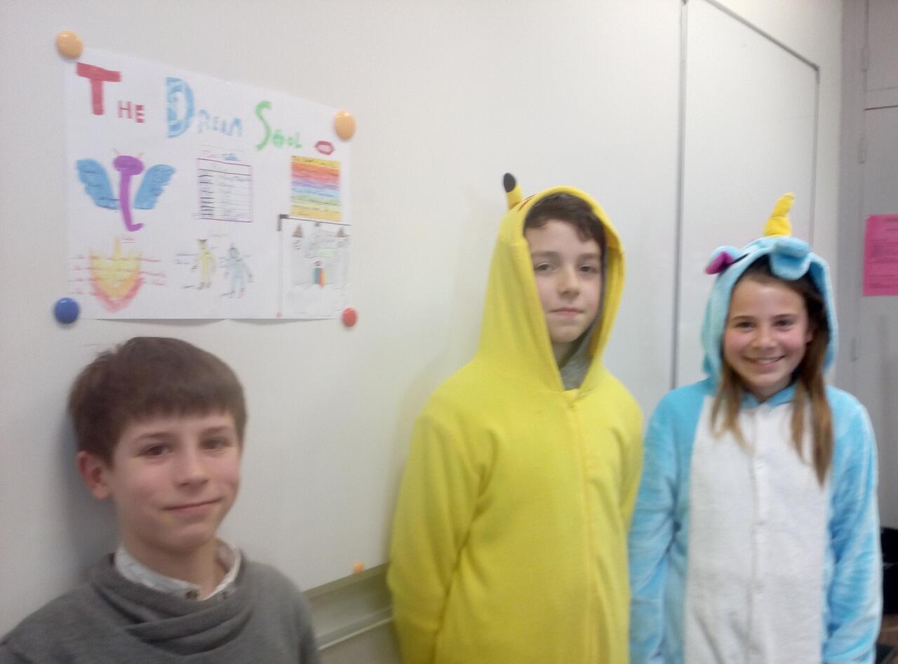 Let's talk about school in English!